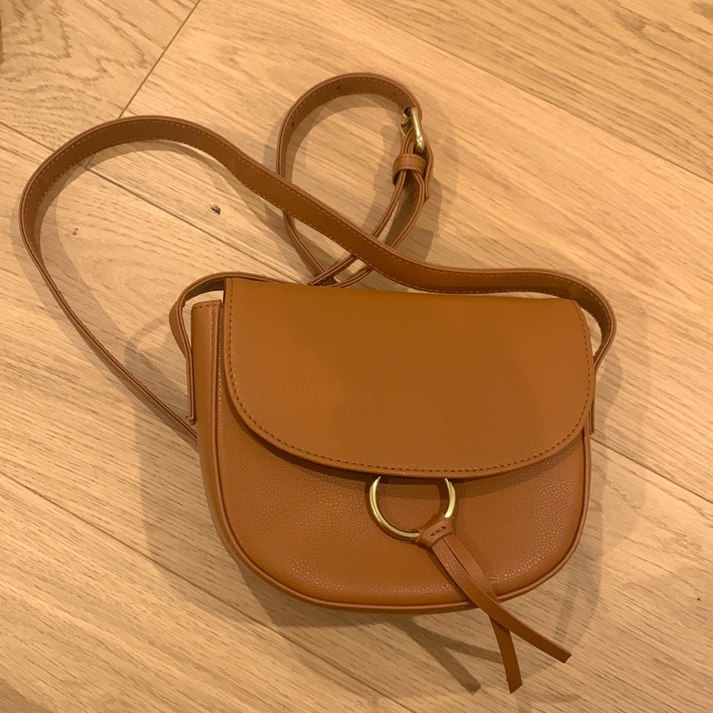 JJ winter’s crossbody bag